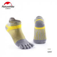 Шкарпетки для бігу чоловічі Naturehike NH20FS002 р М 39-42 сірі